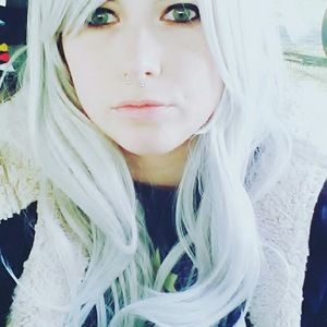 Meet your Posher, April